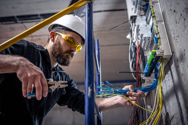 Best Emergency Electrician Near Me  in Greentown, IN